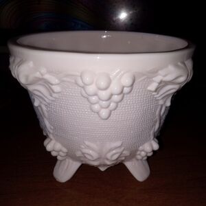 Vintage Pink Milk Glass 3.5" Tall Pedalstal Planter Candy Dish Bowl